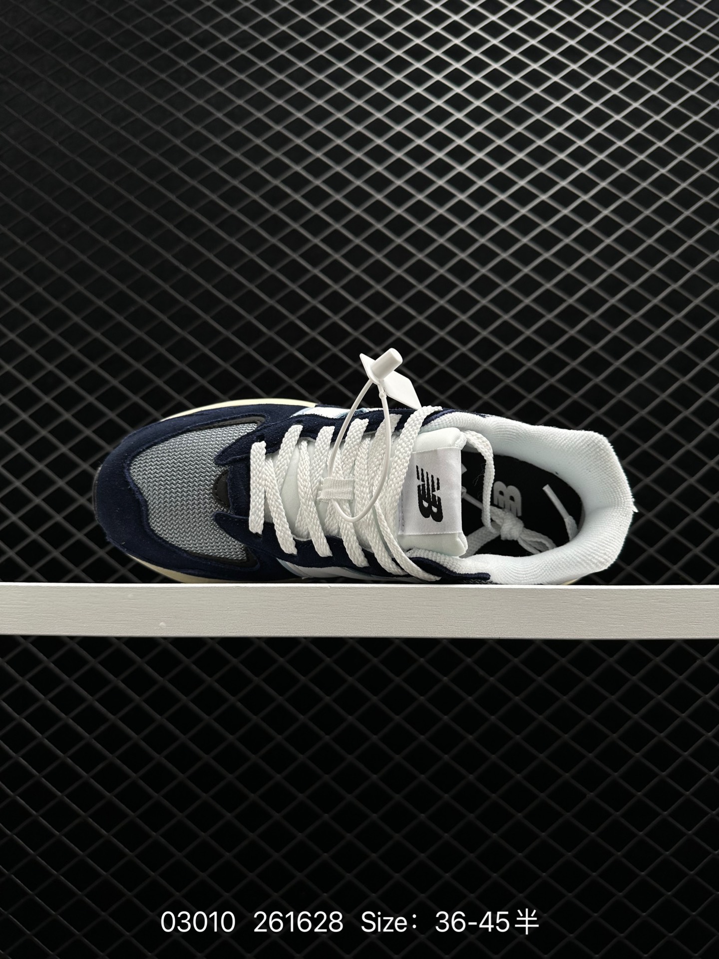 New Balance   M5740LT1